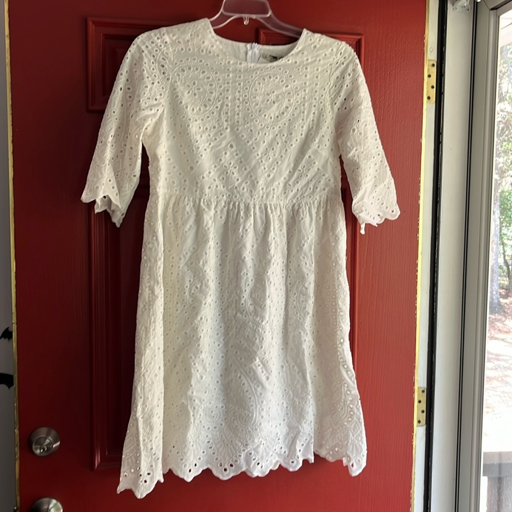 White Eyelet quarter length sleeve dressed